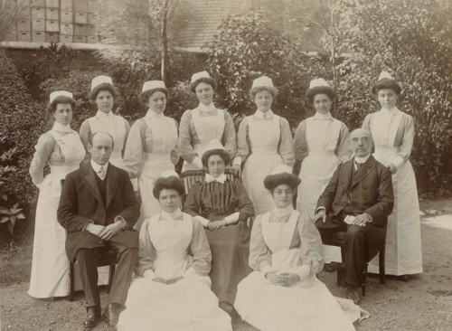 Staff at Home and Hospital for Jewish Incurables, c.1900s [MS 284 A978/7/1]