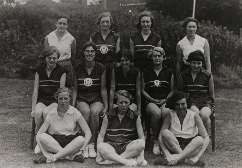 Photograph of the women’s athletic team, c.1930s [MS1/LF785.6A9/0103]
